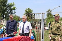 Жители села Малое Щербедино простились с бойцом