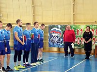 Спортивный турнир по мужскому волейболу начался в Большом Карае