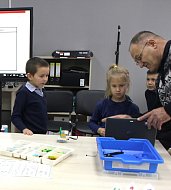 В «Точке роста» с. Усть-Щербедино состоялись соревнования по робототехнике