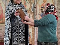 Благочинному Романовского округа иерею Павлу Денисову была вручена благодарность 