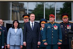 Установлен мемориал в память о выпускниках, погибших при исполнении воинского долга