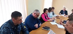 На комиссии по профилактике правонарушений обсудили обеспечение участковых