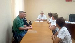 Глава Романовского района А.И. Щербаков провел личный прием